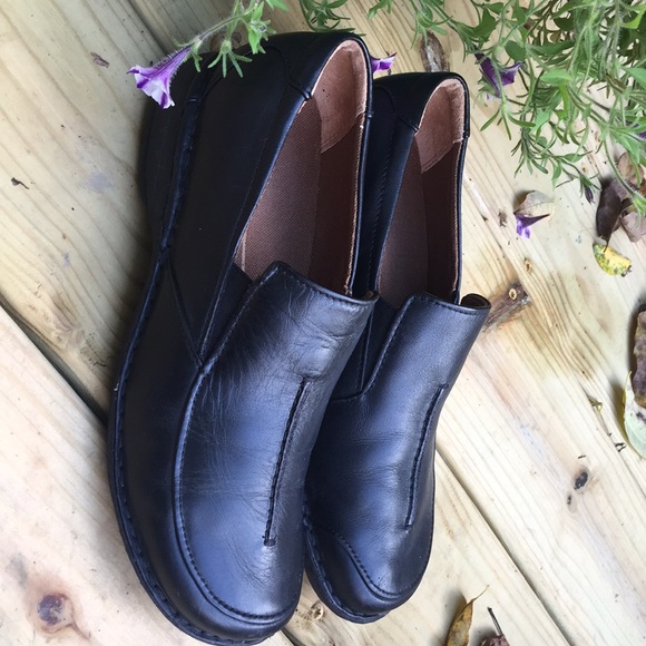 rockport slip on womens shoes